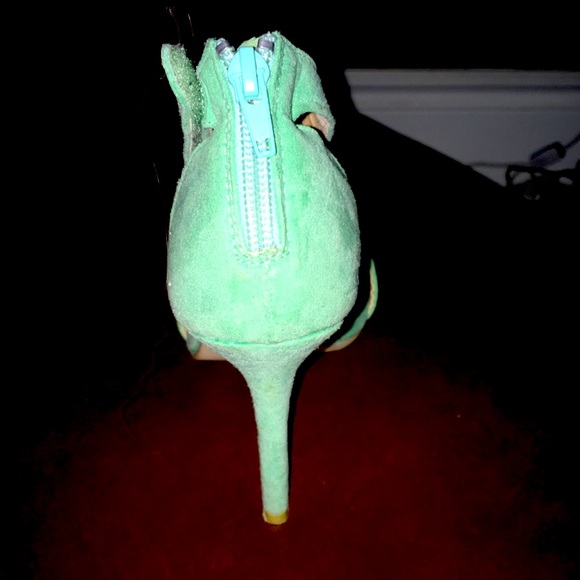 STRAPPY STILETTO SANDALS - Picture 2 of 2